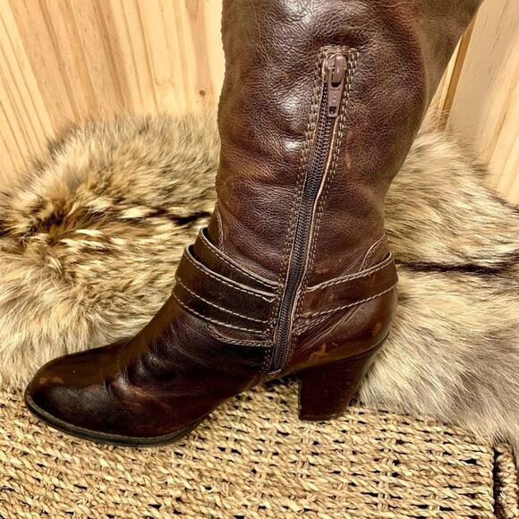 Arturo Chiang Brown Knee High Boots Distressed Leather High Heel Womens Size 7.5 - Picture 11 of 16